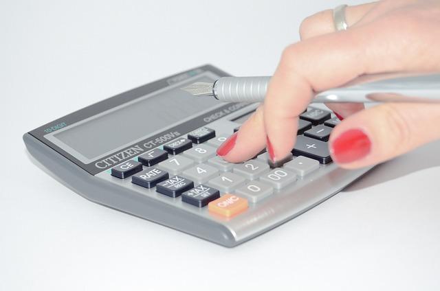 Understanding the Role of Calorie Calculators in Weight Loss